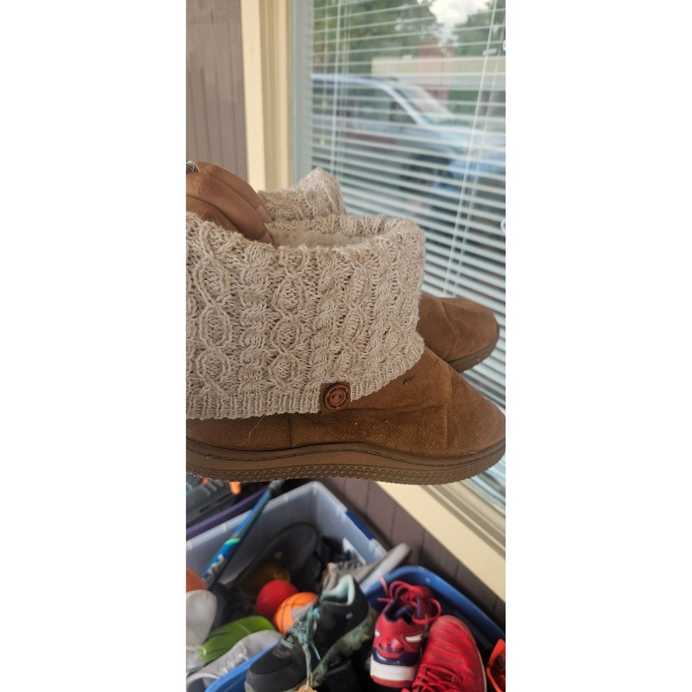 Muk Luks Women Brown Faux Suede Cable Knit Cuff Slipper Boots Size M 7-8 - Picture 3 of 4